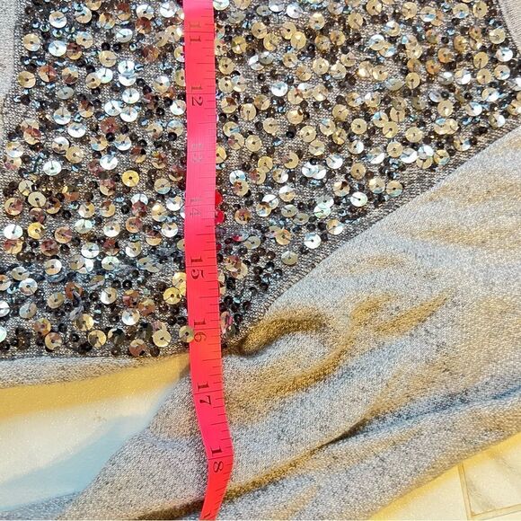 Express Sequin grey long sleeve top - Picture 6 of 6